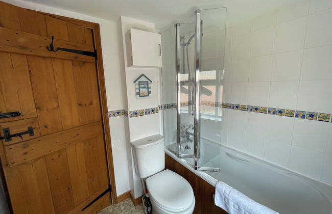 All Seasons Cottage Breaks - Photo 26