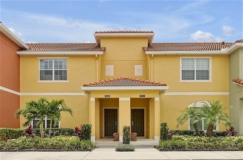 Photo 1 - Paradise Palms- 4 Bed Townhome W/splashpool-3082pp 4 Bedroom Townhouse by RedAwning