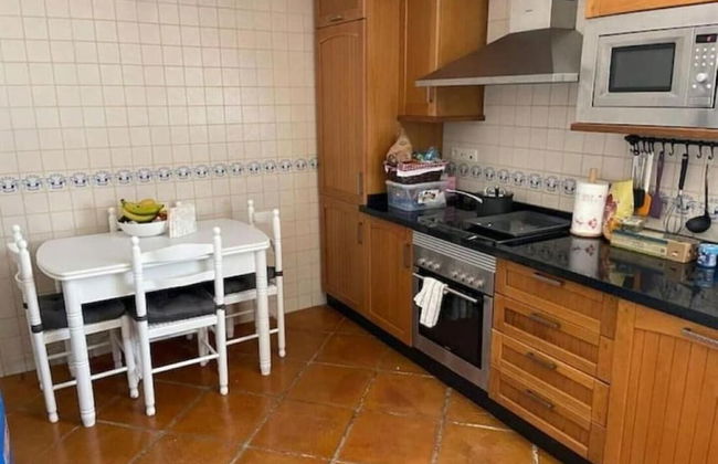 Stylish House, Patio, Pool, Mountains, Stunning White Village, sea 20 Mins Away - Foto 21