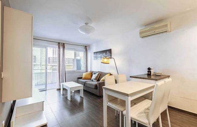 Nice Apartment With Balcony - Center Cannes 1br/4p - Foto 13