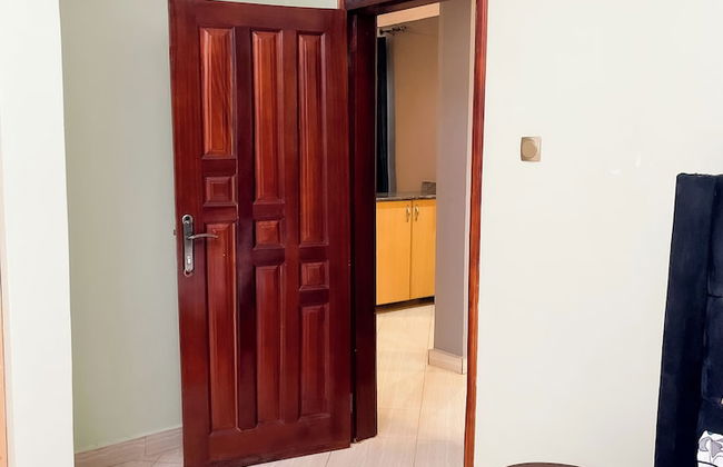 Oakridge Apartments - Photo 1