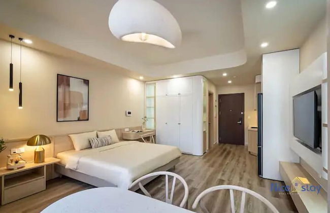 Botanica Orchard Luxury Near Airport - Photo 2