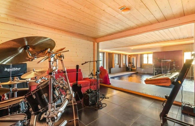 Beautiful Modern Chalet in the Gstaad Region - Foto 24