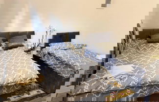 Photo 1 - Entire Studio With 2 Extra Beds