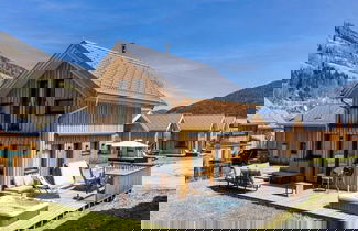 Foto 1 - Chalet With Spacious Terrace