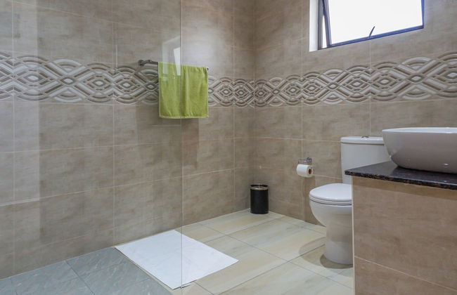 Yvon's Tropical Villa - Foto 52