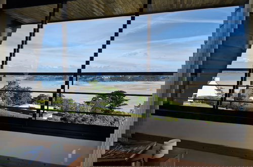 Foto 20 - Architect Villa With Fantastic sea View, Locquirec