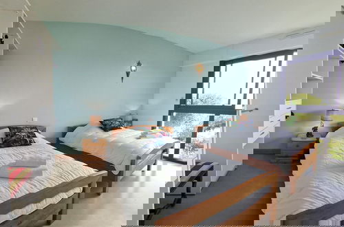 Foto 5 - Architect Villa With Fantastic sea View, Locquirec