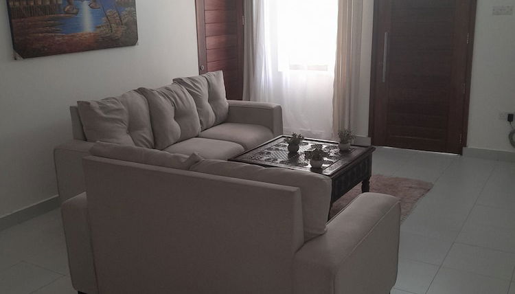 Foto 1 - Pontoon Residence & Suites