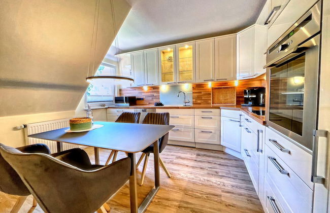 Idyllically Located, Comfortably Furnished and Renovated Holiday Apartment - Foto 35