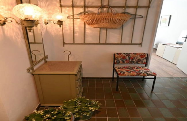 Vintage Style Apartment With Balcony/terrace - Foto 2