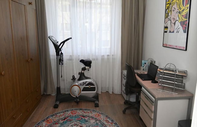 Vintage Style Apartment With Balcony/terrace - Foto 14