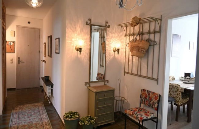 Vintage Style Apartment With Balcony/terrace - Foto 11
