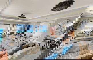 Photo 2 - Luxury Penthouse Condo With 360 Oceanviews