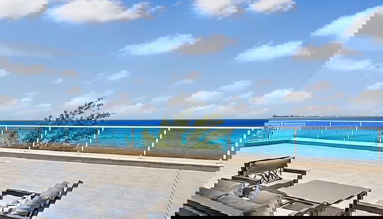 Foto 1 - Luxury Penthouse Condo With 360 Oceanviews