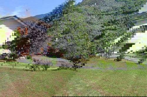 Photo 27 - Holiday Home in Camaiore With Garden
