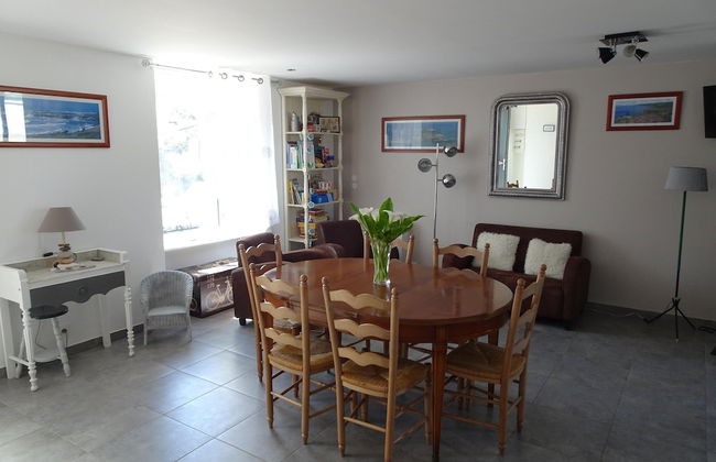 Stone House in Bricqueville Near Sandy Beach - Foto 16