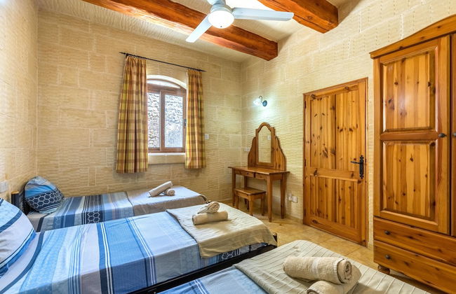Ta Debora 3 Bedroom Villa With Private Pool - Photo 5