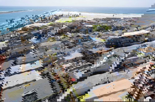 Foto 25 - Mission Point 2 by Avantstay Mission Beach Home w/ Large Balcony Steps to Beach!