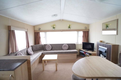 Photo 8 - 2 Bedroom Caravan in Hunstanton Free Wi-fi