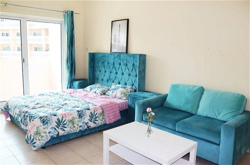 Photo 1 - Lovely Family Friendly Furnished Studio With Balcony With Pool