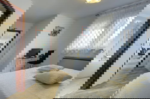 Photo 5 - 4 bedroom House in Marčana with private pool and garden