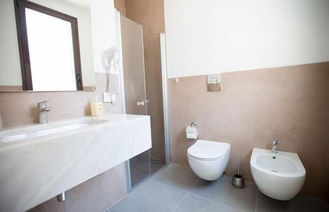 White Asses Rooms - Foto 24