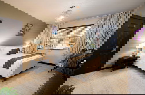 Photo 18 - Tradewinds Apartment Hotel