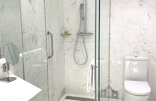 MONDRIAN Luxury Suites & Villas - Photo 48