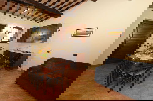 Foto 35 - Farmhouse in Perugia With Swimming Pool