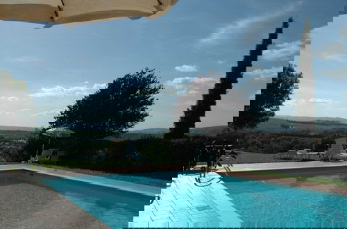 Photo 36 - Modern Farmhouse in Pienza With Pool