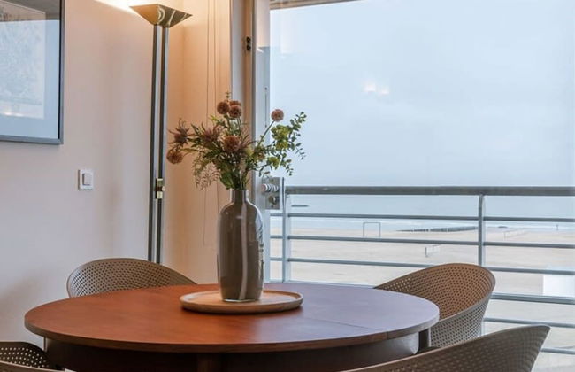 Spacious Apartment With Terrace and Sea-view - Photo 1