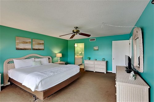 Photo 18 - Edgewater Beach and Golf Resort by Southern Vacation Rentals II
