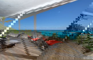 Photo 1 - Aqua Villa And Cottage 3 Bedroom Home