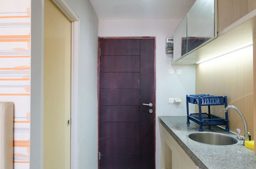 Foto 5 - Homey Studio At Apartment Emerald Towers Bandung