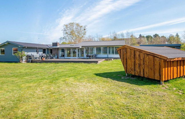 8 Person Holiday Home in Knebel - Foto 20