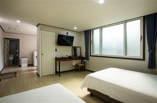 Foto 21 - Chuncheon Hotel Gongjicheon