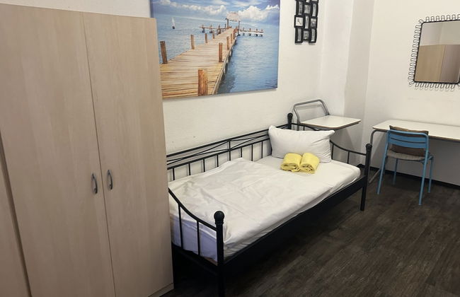 Sultanias Homesharing - Photo 1