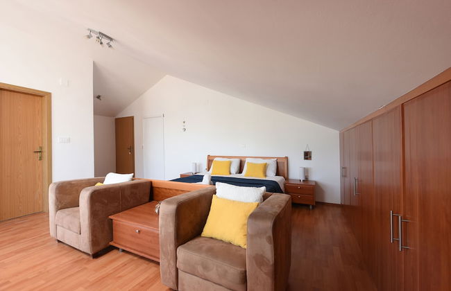 Sunset Beach Suites - Photo 4