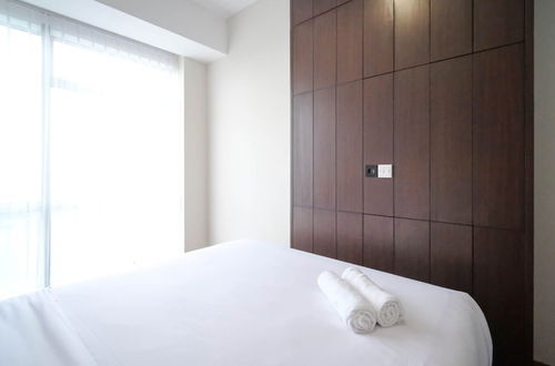 Photo 12 - Tidy And Spacious 2Br At Grand Sungkono Lagoon Apartment