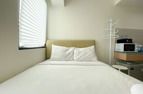 Foto 5 - Modern Studio (No Kitchen) Apartment At Osaka Riverview Pik 2