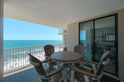 Foto 1 - Stunning Views, 3bd/2ba w/ Private Balcony