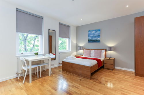 Photo 4 - Russell Square Serviced Apartments by Concept Apartments