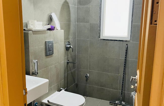 The Lodgers Luxury Studio Apartment In front of Artemis Hospital - Foto 12