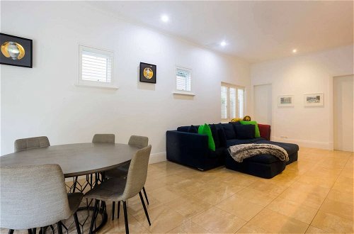 Photo 17 - Beautiful 3BR Home With Patio + BBQ in Subiaco