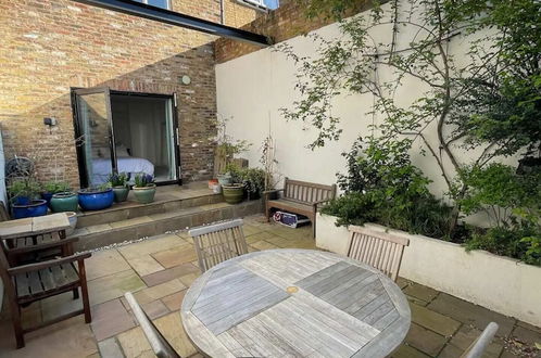 Foto 22 - Beautiful 2BD Flat With Private Courtyard- Borough