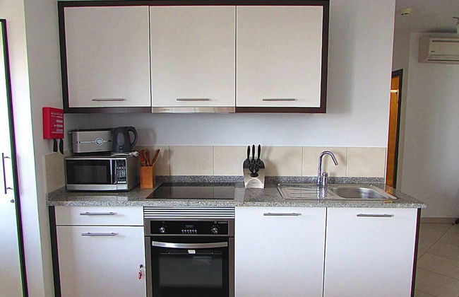 Relaxing 2 Bed Apartment With Pool View Sol Dunas - Photo 4