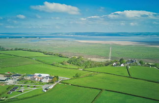 Photo 3 - Ocean View 2 - 1 Bedroom Wooden Pod - Llanrhidian