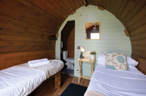 Photo 12 - Ocean View 1 - 1 Bedroom Wooden Pod - Llanrhidian