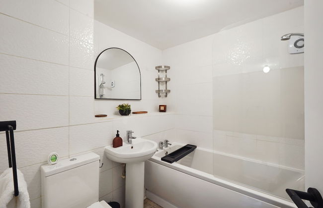 Tropical Inspired 2-Bedroom Flat - Foto 20